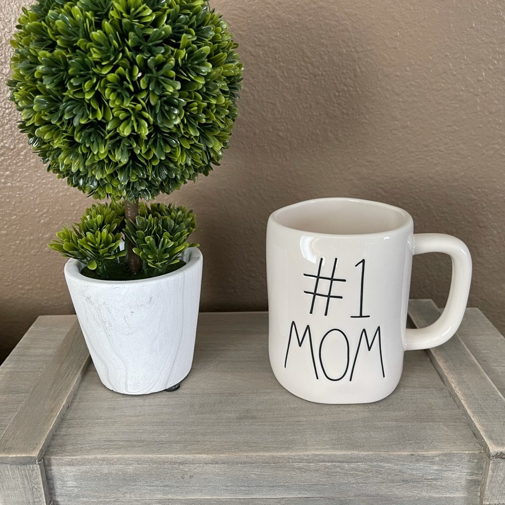 Rae Dunn Mug #1 Mom